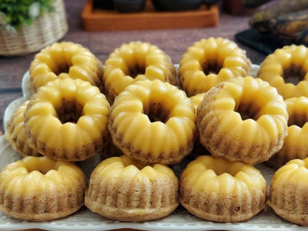 Putu Ayu Pisang Keju